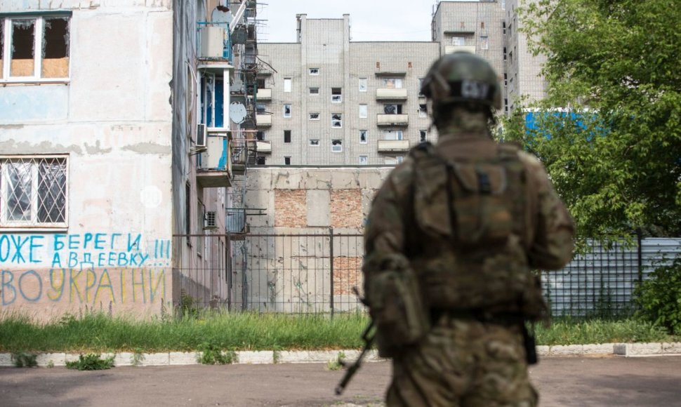 Rytų Ukrainos gyventojai įpranta prie karo košmaro