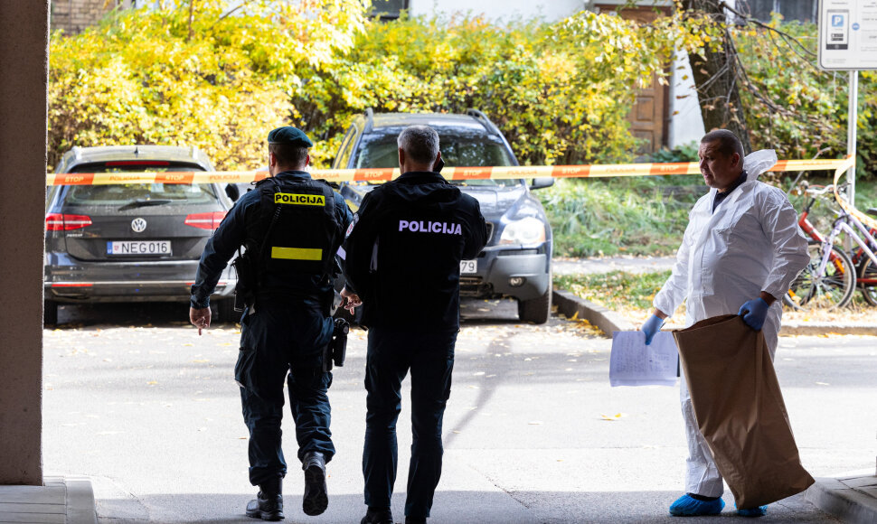 Vilniaus centre nušautas advokatas ir pašauti 2 policijos pareigūnai