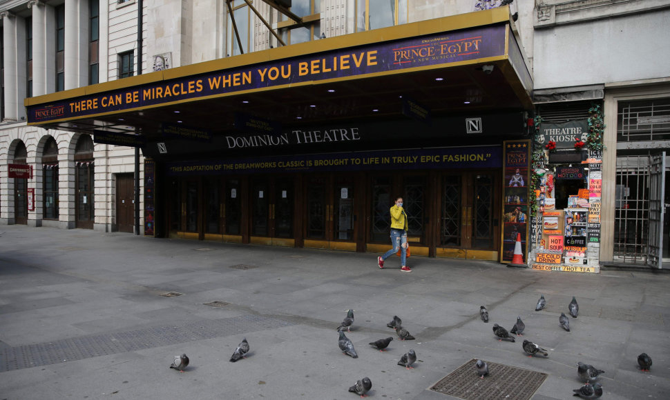 „Dominion Theatre“, Londonas, gegužės 15 diena