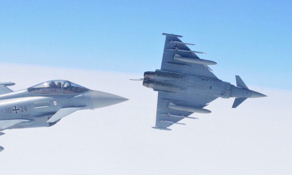 NATO naikintuvai "Eurofighter Typhoon"