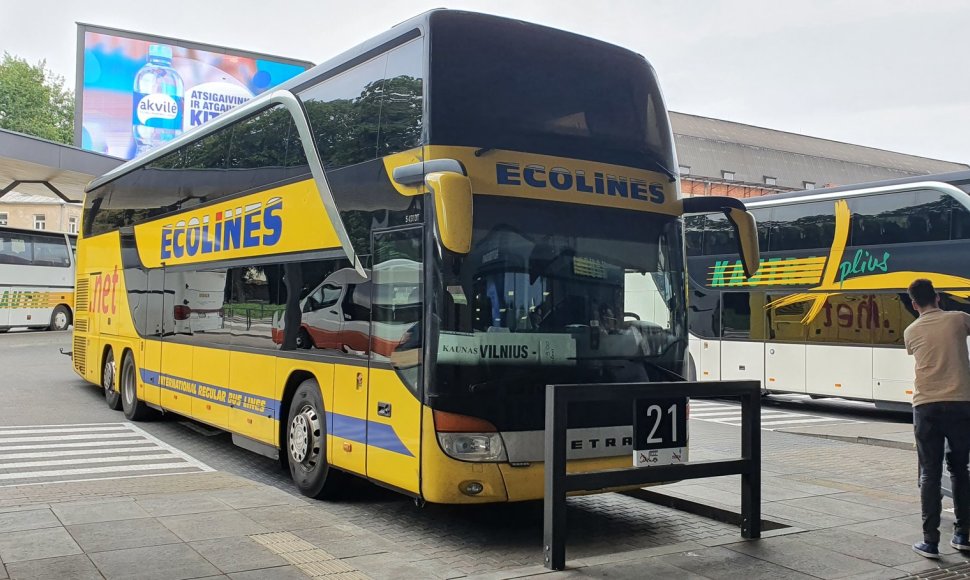 Kompanijos „Ecolines“ autobusas Kaune