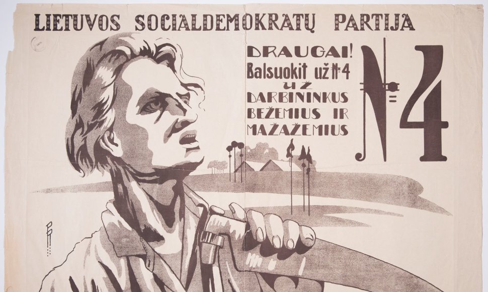 Rinkiminis plakatas, agituojantis balsuoti už Lietuvos socialdemokratų partiją. Plakate pavaizduotas darbininkas, rankose laikantis kūjį. Autorius Vilius Jomantas, 1922 m.