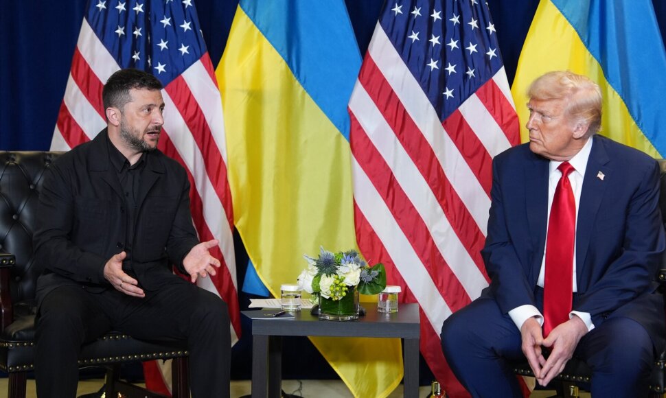 Donaldas Trumpas su Volodymyru Zelenskiu /  / AP