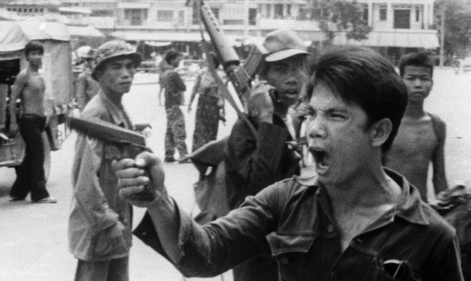 Raudonieji khmerai Pnompenyje (1975 m. balandžio 17 d.)