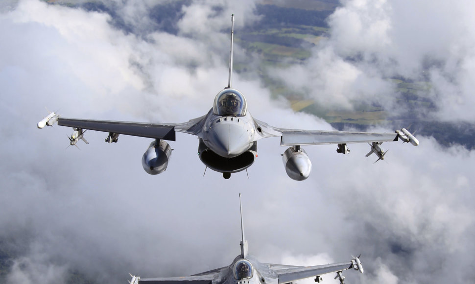 Belgijos naikintuvai F-16