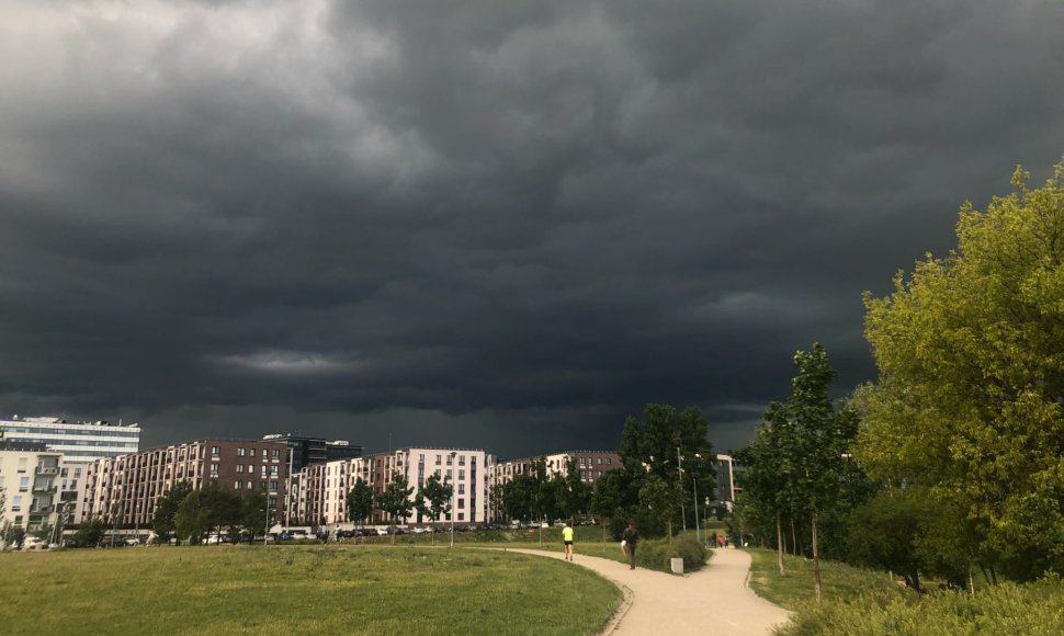 Audros debesys Vilniuje