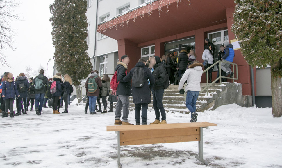 Mokinių protestas Vilniaus „Laisvės“ gimnazijoje