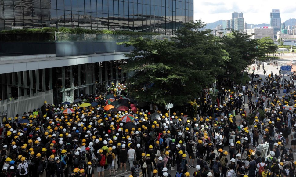 Protestas Honkonge minint perdavimo Kinijai metines