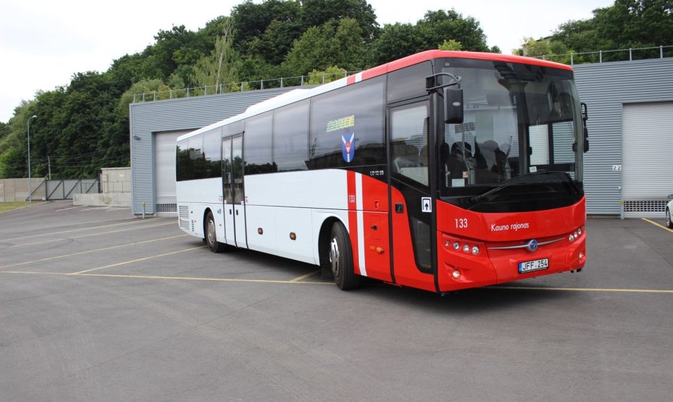 Kauno rajono savivaldybės įsigyti nauji autobusai