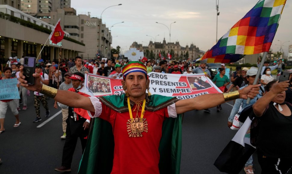 Peru tebevyksta protestai dėl prezidentės D.Boluarte atsistatydinimo