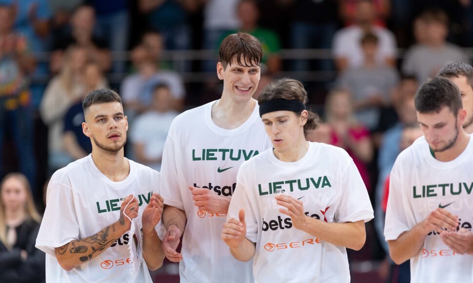 Krep&scaron;inio rungtynės: Lietuvos rezervinė rinktinė &ndash; Jordanijos rinktinė. Deividas Sirvydis, Jonas Pauk&scaron;tė, Ignas Sargiūnas.