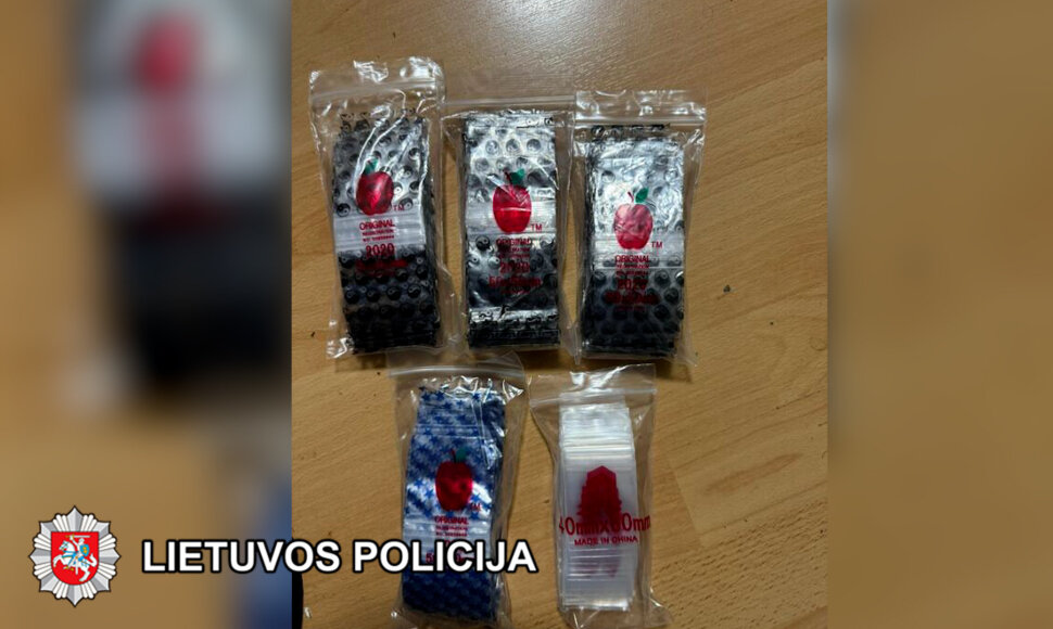 Uostamiesčio teisėsauga sulaikė asmenis, pas kuriuos rasta galimai narkotinių medžiagų