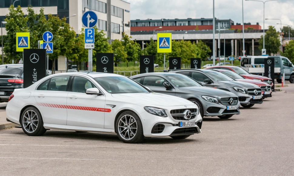 Antroji „Mercedes-Benz StarExperience“ diena: komerciniai automobiliai