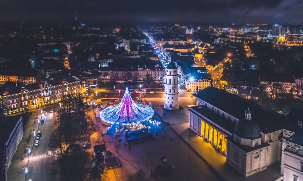 Vilniaus Kalėdų eglė iš paukščio skrydžio