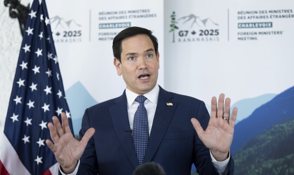 Saul Loeb / AP