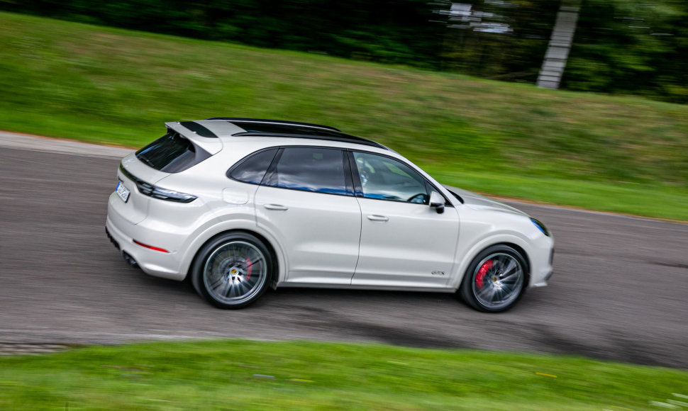 Porsche Cayenne GTS