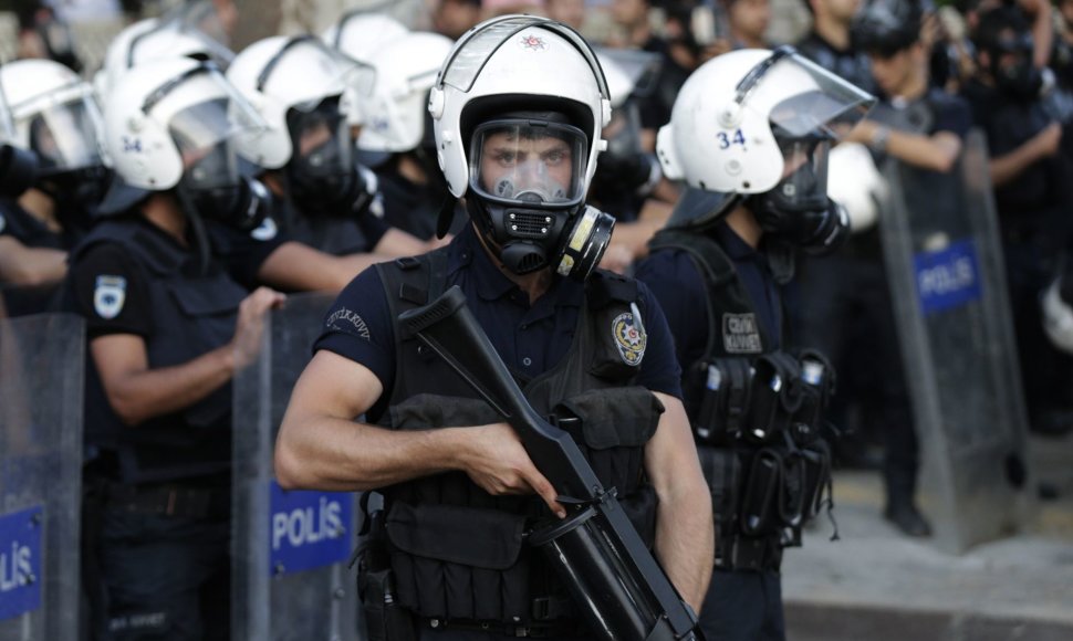 Turkijos policijos pareigūnai