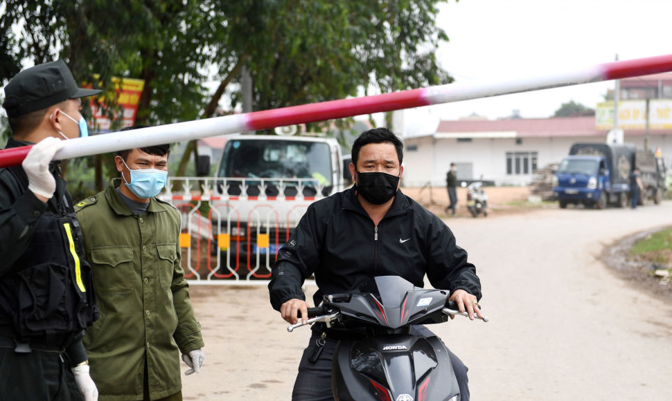 Keliuose Vietnamo kaimuose paskebtas karantinas