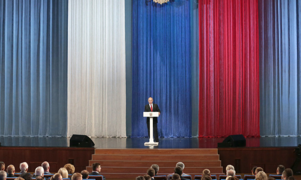 Valstybiniuose Kremliaus rūmuose kalbą sako Vladimiras Putinas