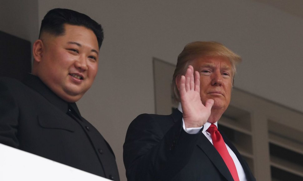 Kim Jong Unas ir Donaldas Trumpas