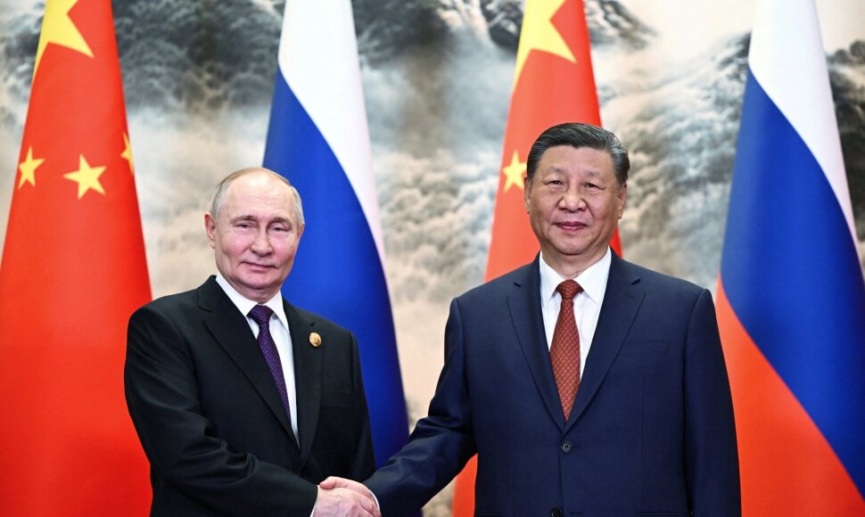 Rusijos prezidentas V. Putinas susitinka su Kinijos prezidentu Pekine. / Sergei&nbsp;Guneev / via REUTERS