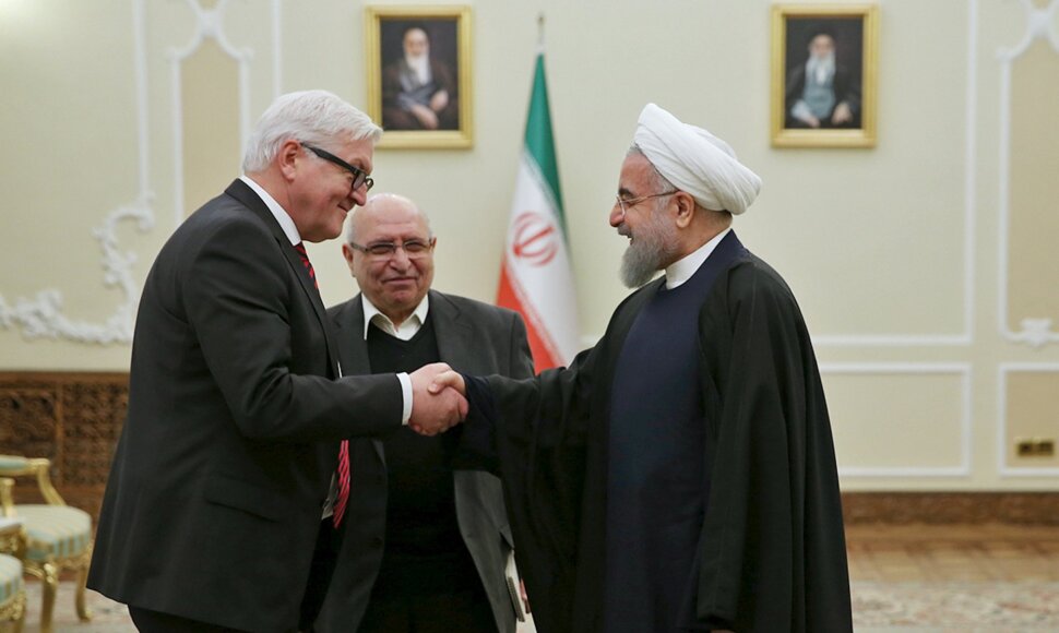 Frankas Walteris Steinmeieris ir Hassanas Rouhani