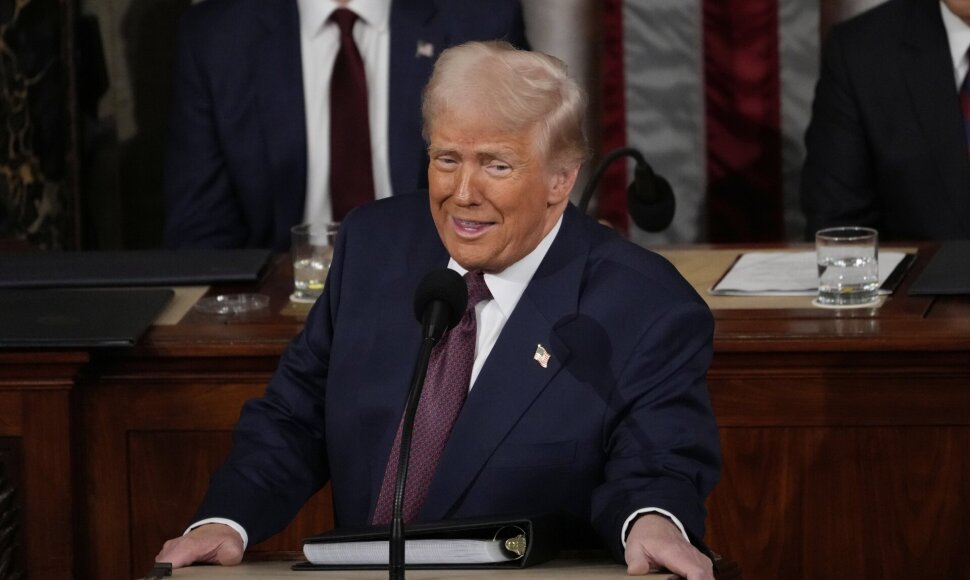 D. Trumpas / Julia Demaree Nikhinson / AP