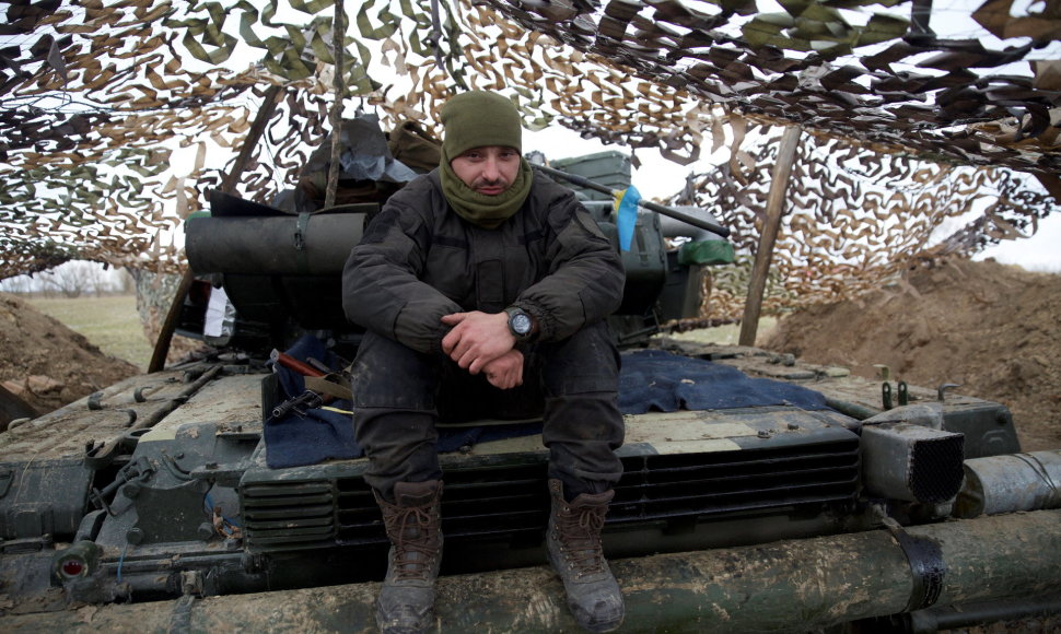 Ukrainos karys ant tanko T-64