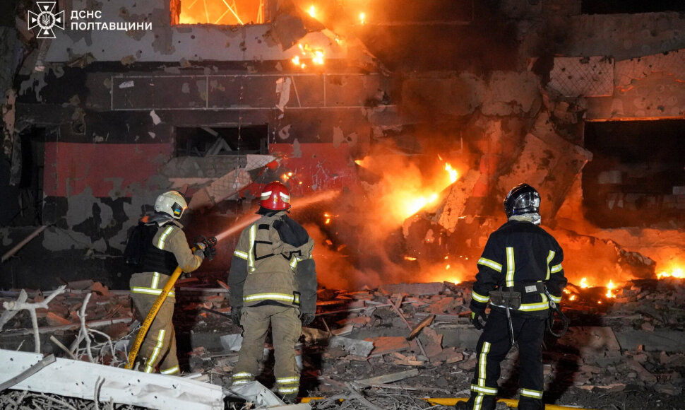 Poltavos srityje po smūgio / STATE EMERGENCY SERVICE OF UKRAI / via REUTERS