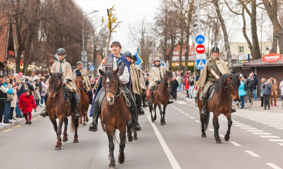 Jurginių eitynės Palangos gatvėmis