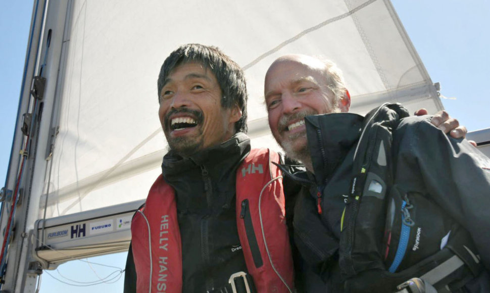 Mitsuhiro Iwamoto su amerikiečių šturmanu Dougu Smithu