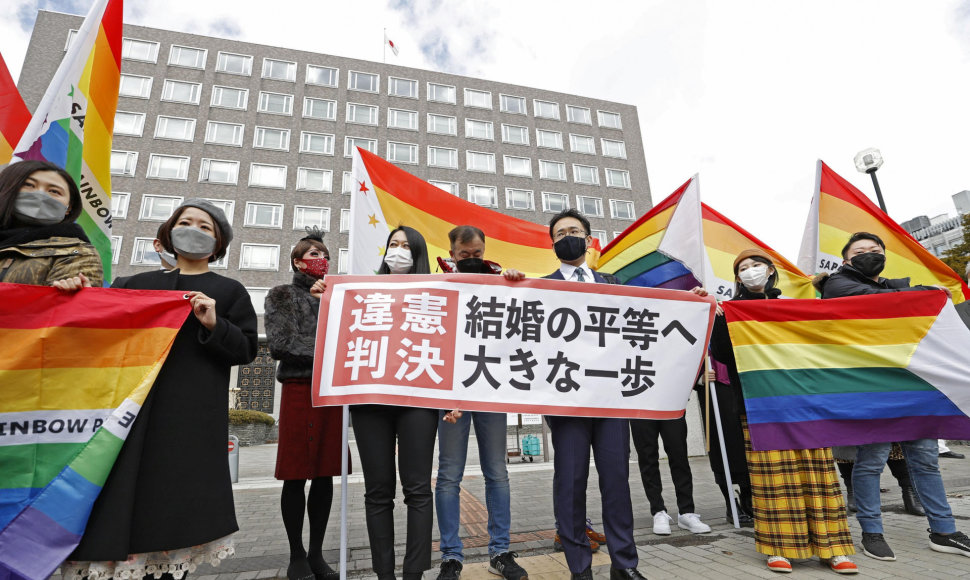 Japonijos teismas: vienalyčių porų santuokų nepripažinimas – nekonstitucinis