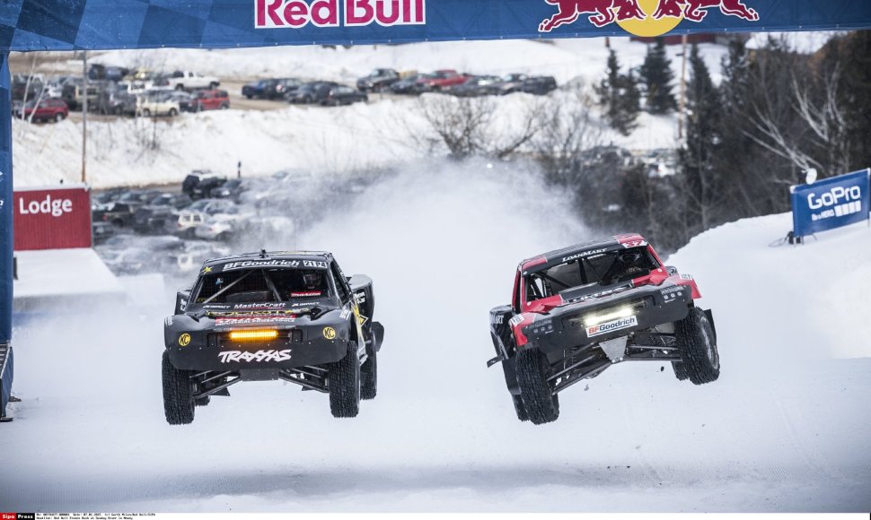 „Red Bull“ rengiamos „Frozen Rush“ visureigių lenktynės