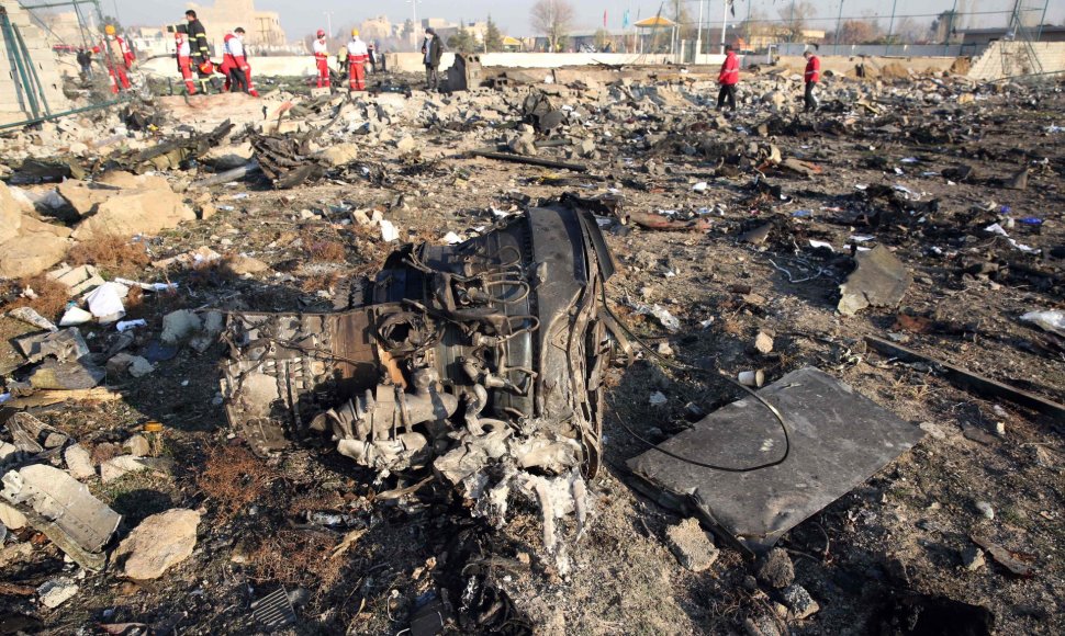 Irane sudužo Ukrainai priklausantis keleivinis lėktuvas „Boeing 737“