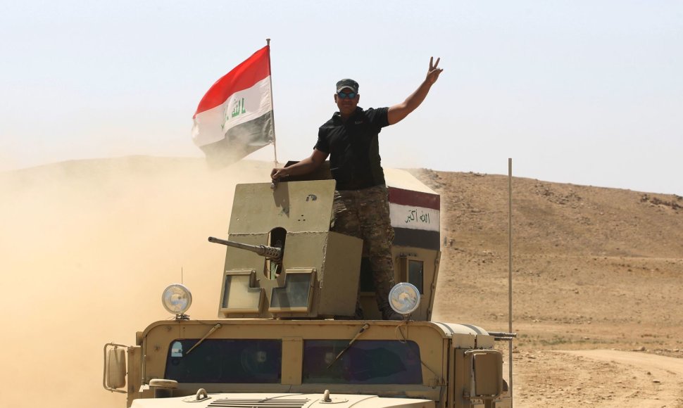 Irako pajėgos kaunasi su IS džihadistais Tal Afaro mieste