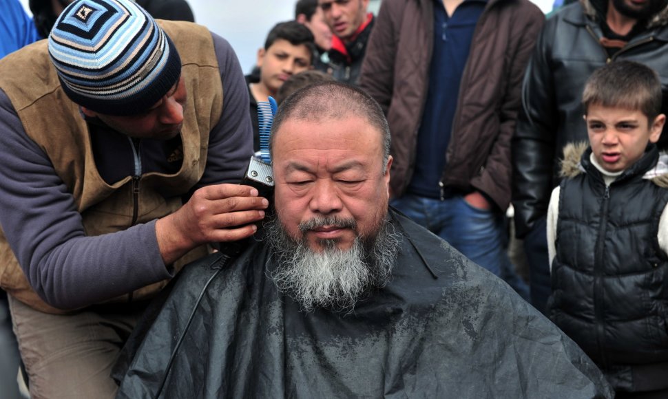 Ai Weiwei Graikijos pasienio stovykloje