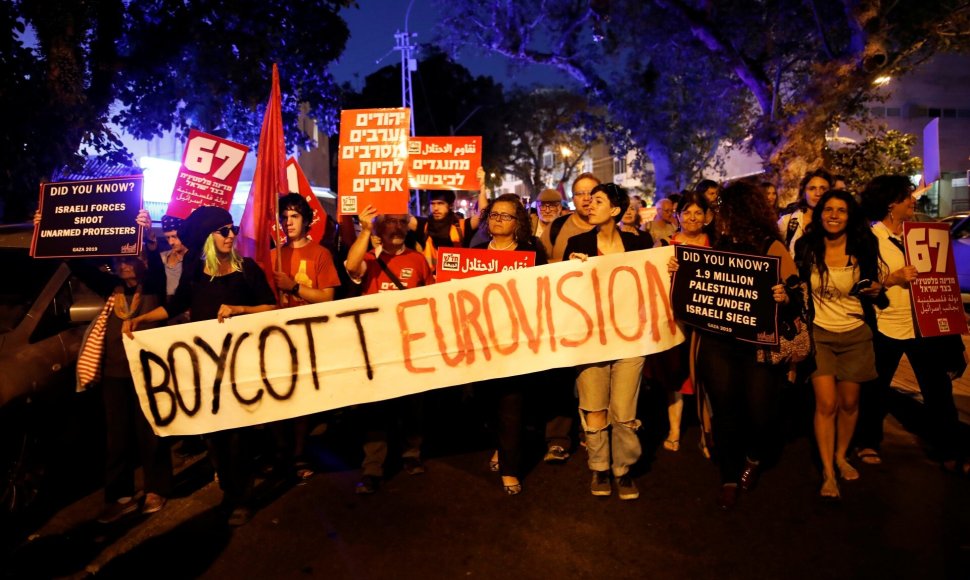 Protestuotojai Tel Avive reikalauja pakeisti Izraelio politiką.