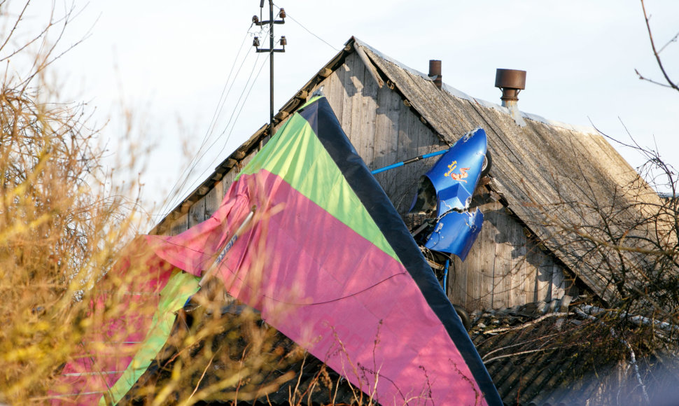 Kauno rajone nukrito orlaivis