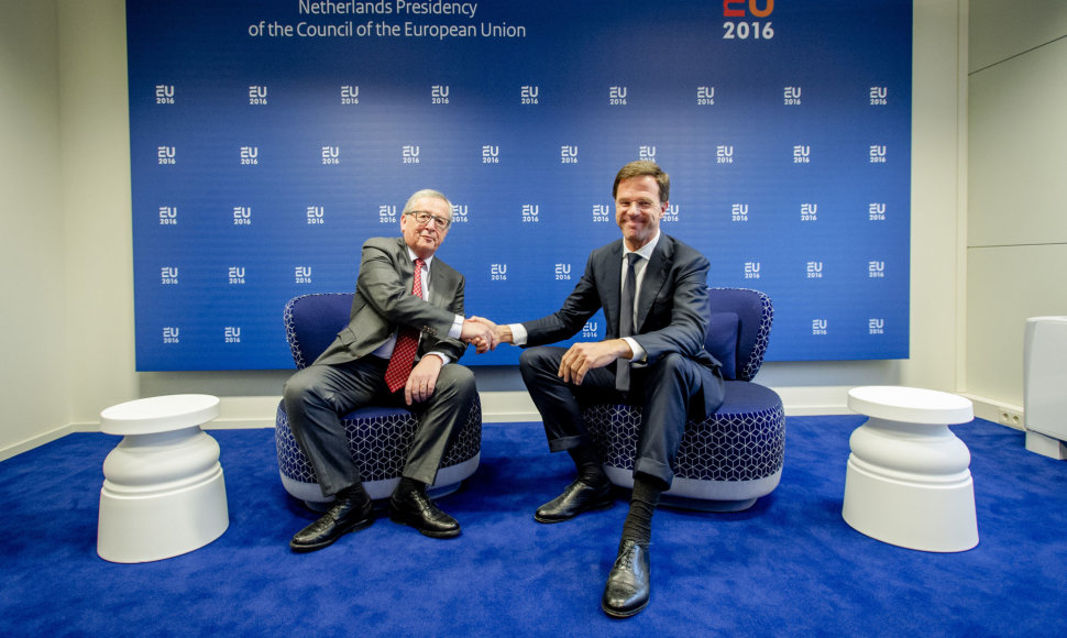 Jeanas-Claude'as Junckeris ir Markas Rutte