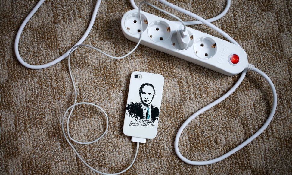 Mobilusis telefonas su Vladimiro Putino atvaizdu