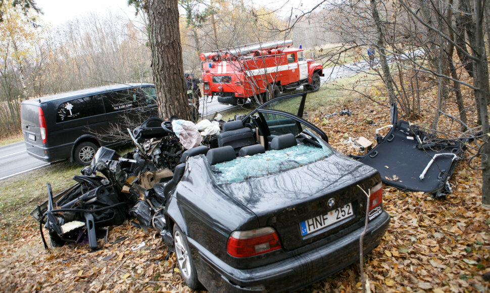 BMW avarija