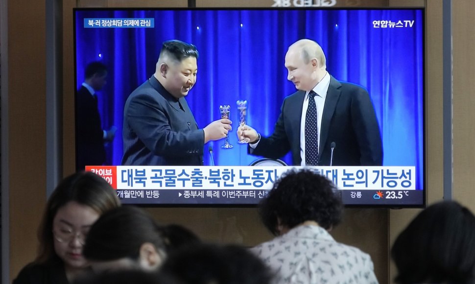 Kim Jong Unas ir Vladimiras Putinas