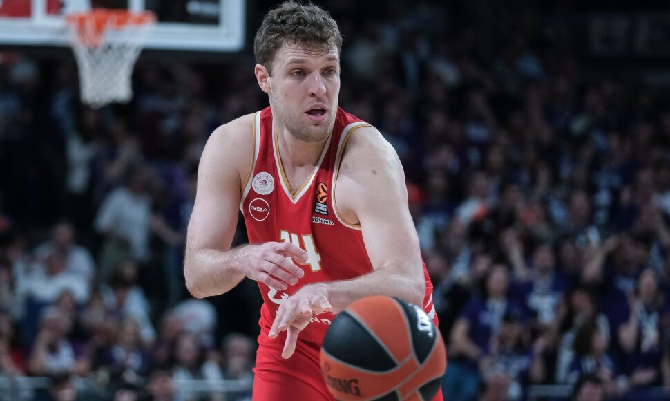Sa&scaron;a Vezenkovas