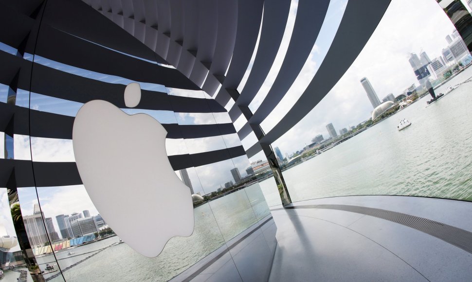 Atidarymui ruošiama „Apple“ parduotuvė Singapūre