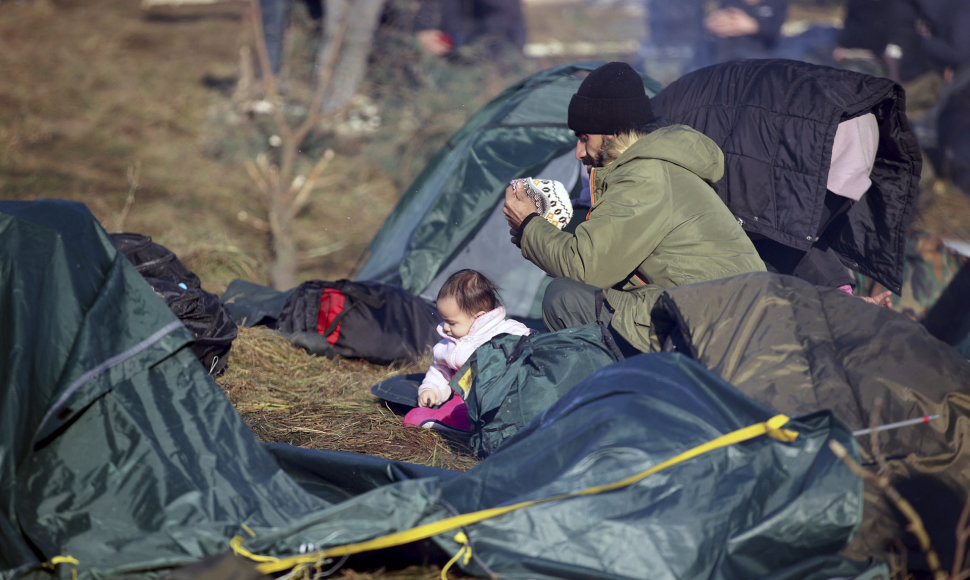 Migrantai Lenkijos pasienyje