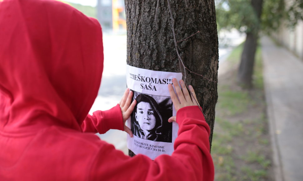 Vilniaus centre – filmo „Čia buvo Saša“ plakatai