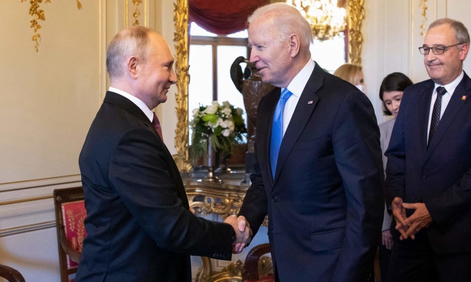 Vladimiras Putinas ir Joe Bidenas Ženevoje