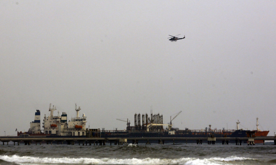 Pirmasis Irano naftos tanklaivis prisišvartavo Venesueloje