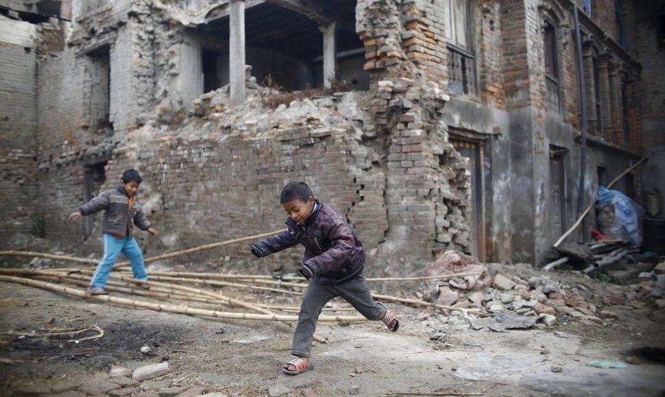 Nepale vis dar ryškios 2015-ųjų žemės drebėjimo pasekmės