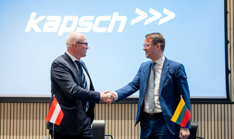 „Via Lietuva“ pasirašė e-tolling sistemos diegimo sutartį su konkursą laimėjusia austrų įmone „Kapsch TrafficCom“